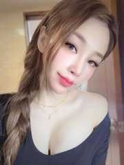 锦江肥臀潮喷妹瑶瑶