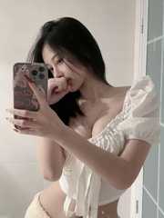 上城区性感尤物，会夹吸特粘人