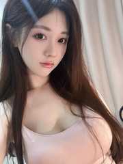 高质量白幼瘦粉嫩美女