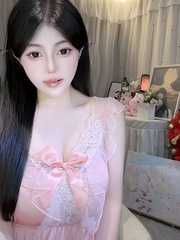 性感丰满型小姐姐