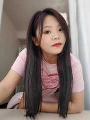 天心纯素颜嫩妹子