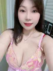 越秀妩媚女人味梦梦