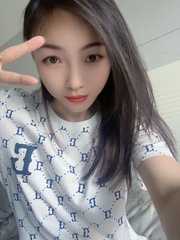 兼职的清纯辣妹子