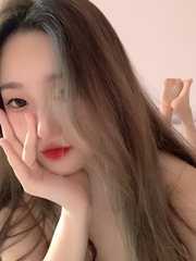 小怡爱庭院深深几许