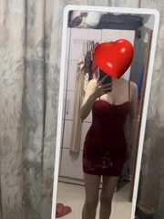 高挑妹子身材颜值满分