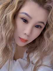 西青花式小姐姐