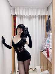 黑丝诱惑性感骚妹