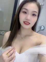 很可爱的小姐姐