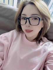 越秀眼镜小媳妇