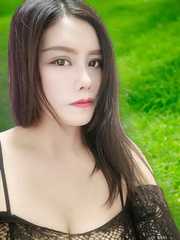 胸很大水多的少妇