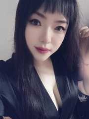 皮肤很好的肥妞