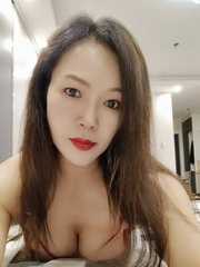 鼓楼上元里莉姐