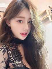 翘臀嫩骚颜值女王