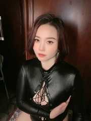 大奶少妇的诱惑